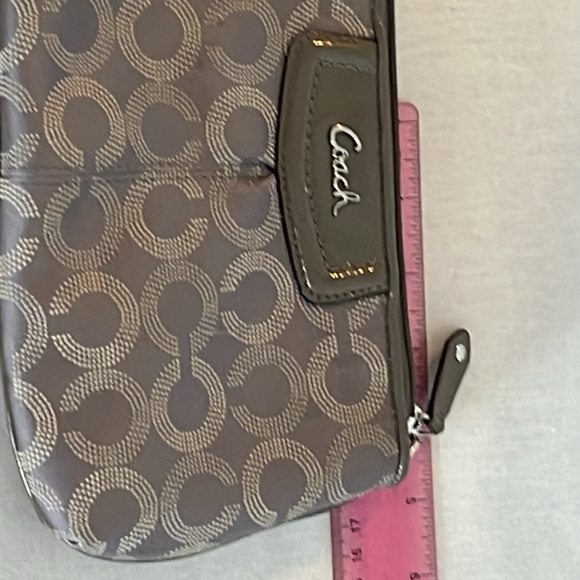 Coach wristlet - Picture 5 of 7